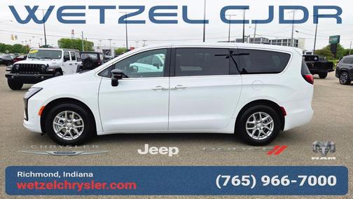 PW7 2027 Chrysler Pacifica SELECT