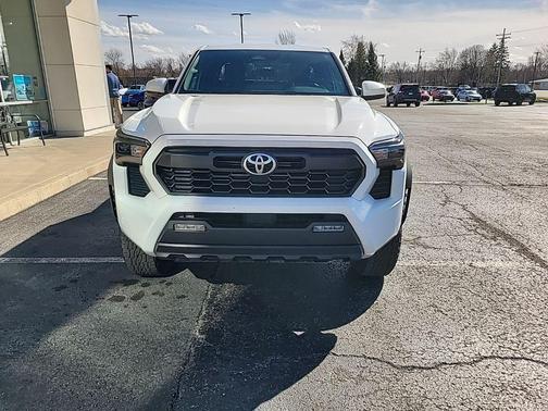 2025 Toyota Tacoma TRD Off Road