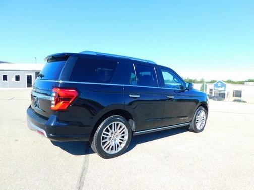 2023 Ford Expedition Platinum