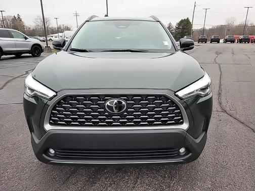 2025 Toyota Corolla Cross XLE