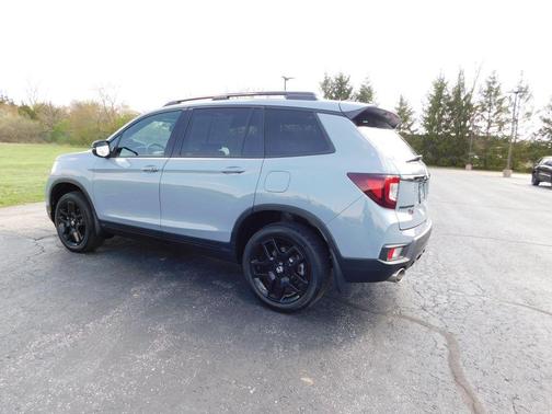 Sonic Gray Pearl 2024 Honda Passport Black Edition