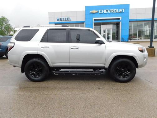 Classic Silver Metallic 2020 Toyota 4Runner SR5