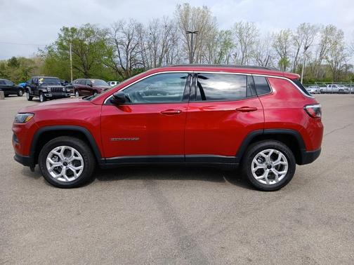 2025 Jeep Compass Latitude