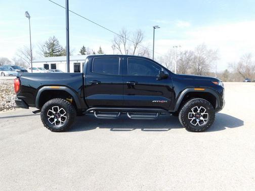 2023 GMC Canyon AT4X