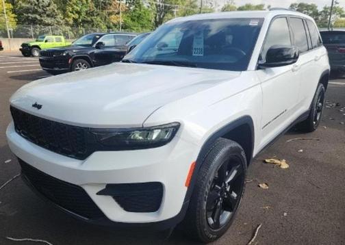 2023 Jeep Grand Cherokee Altitude
