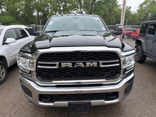 2024 RAM 3500 Tradesman