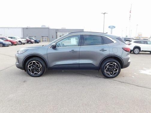 2026 Ford Escape Platinum