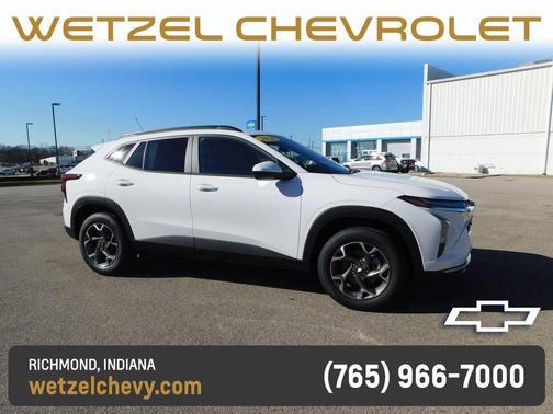 Summit White 2026 Chevrolet Trax LT