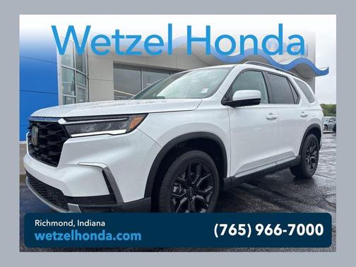 Platinum White Pearl 2025 Honda Pilot Sport