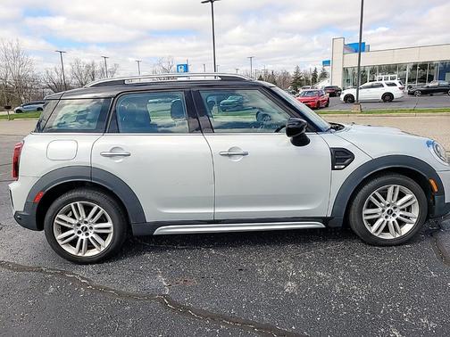 2022 MINI Countryman Cooper