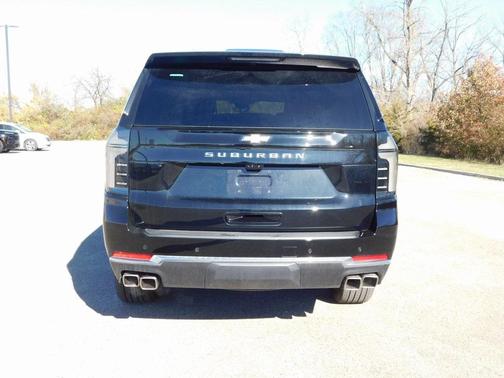 2025 Chevrolet Suburban High Country