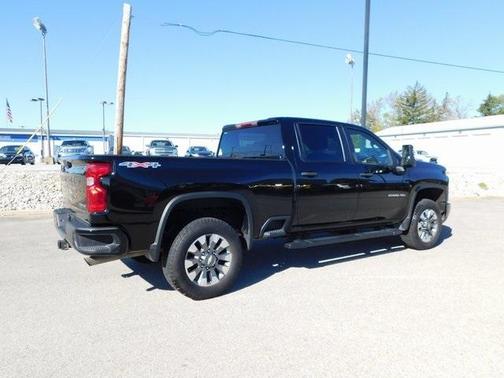 2024 Chevrolet Silverado 2500 Custom