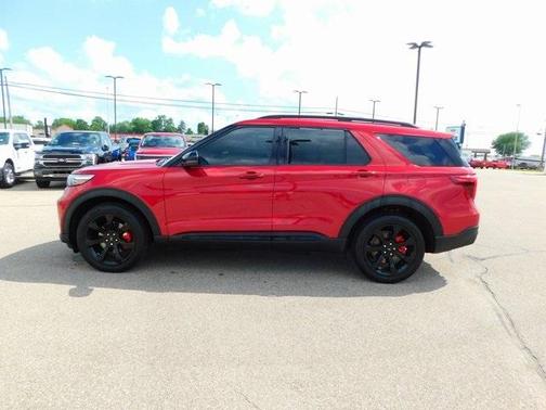 2022 Ford Explorer ST