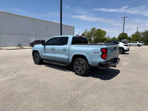 Metallic 2026 Chevrolet Colorado Z71