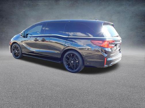 Crystal Black Pearl 2025 Honda Odyssey Sport-L
