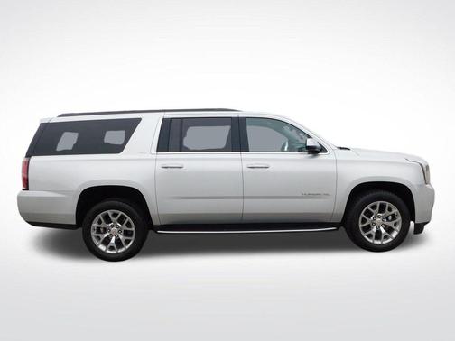 Quicksilver Metallic 2018 GMC Yukon XL SLT