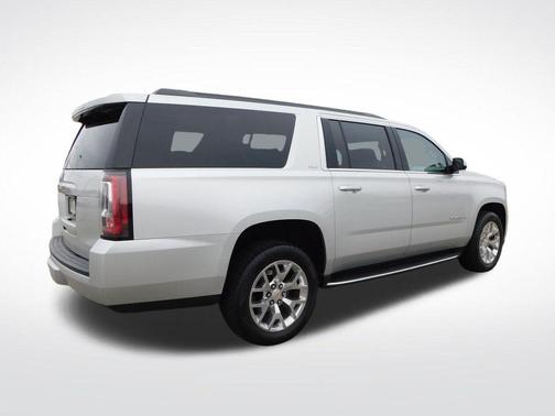 Quicksilver Metallic 2018 GMC Yukon XL SLT