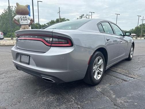 2017 Dodge Charger SE
