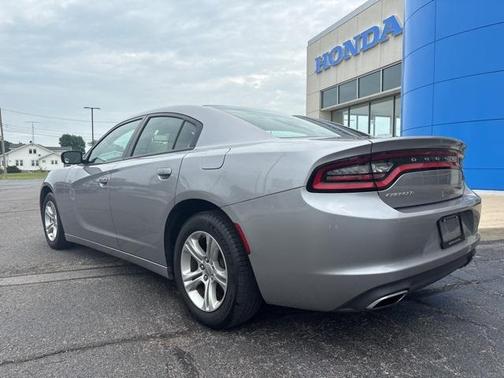 2017 Dodge Charger SE