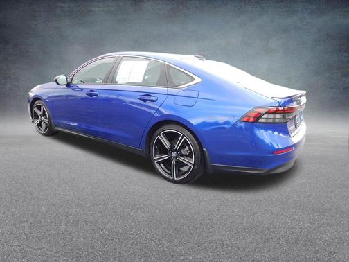 Still Night Pearl 2025 Honda Accord Hybrid Sport