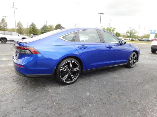 Still Night Pearl 2025 Honda Accord Hybrid Sport