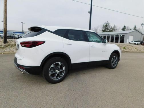 Summit White 2025 Chevrolet Blazer LT