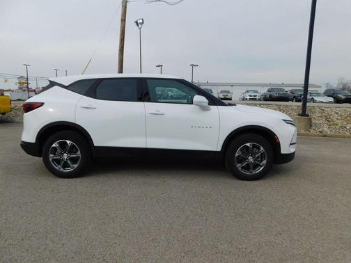 Summit White 2025 Chevrolet Blazer LT