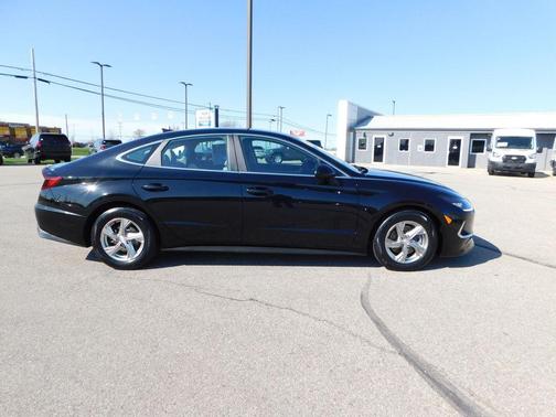 2021 Hyundai SONATA SE