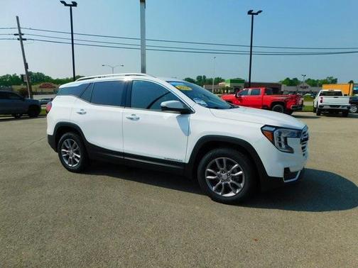 2024 GMC Terrain SLT