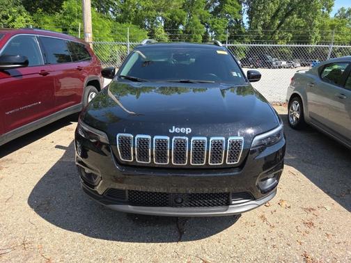 2021 Jeep Cherokee Latitude Lux