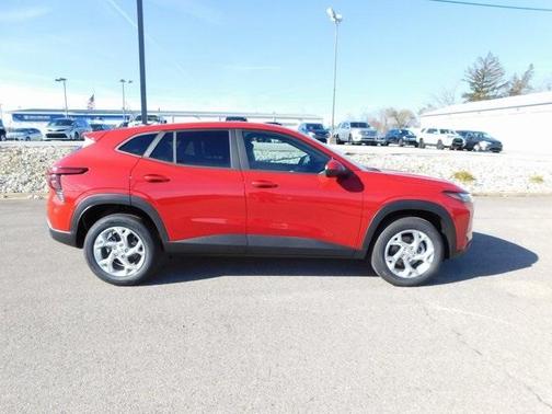 2026 Chevrolet Trax LS