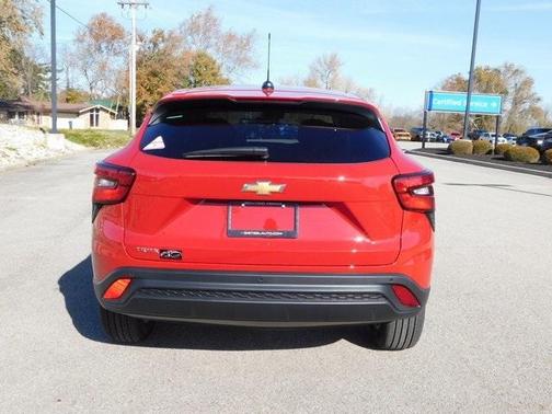 2026 Chevrolet Trax LS