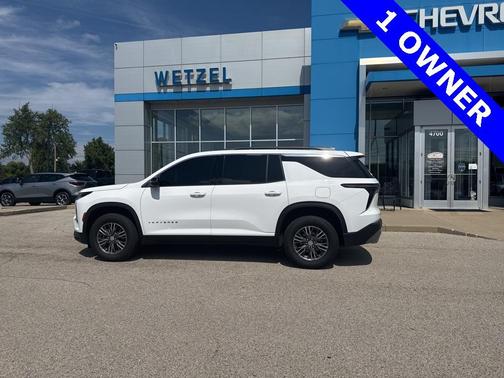 2025 Chevrolet Traverse LT