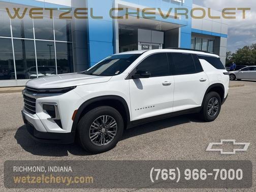 2025 Chevrolet Traverse LT