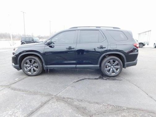 2025 Honda Pilot Sport