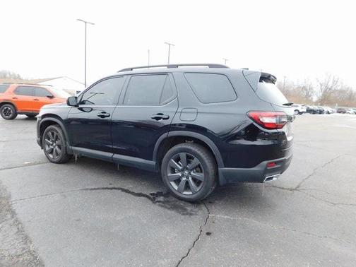 2025 Honda Pilot Sport