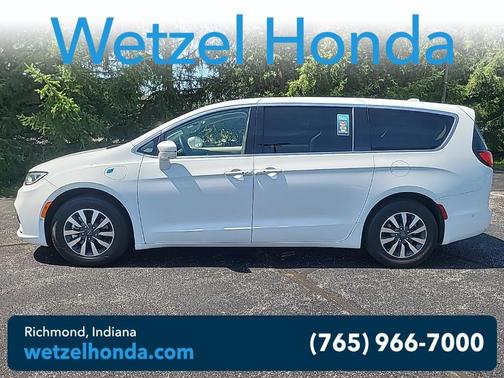 2022 Chrysler Pacifica Hybrid Touring L