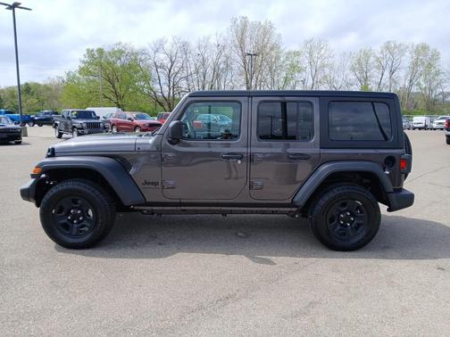 2025 Jeep Wrangler Sport