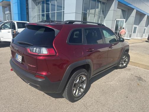 2019 Jeep Cherokee Trailhawk