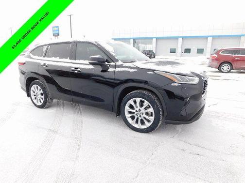 2023 Toyota Highlander L