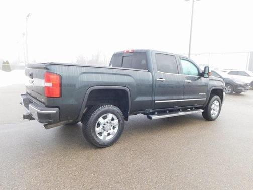 2017 GMC Sierra 2500 SLT