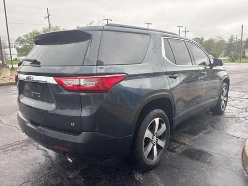 Graphite Metallic 2019 Chevrolet Traverse LT Leather