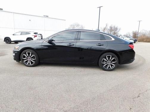 2025 Chevrolet Malibu RS