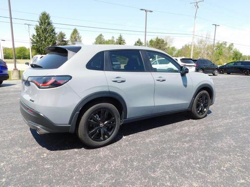 Urban Gray Pearl 2026 Honda HR-V Sport