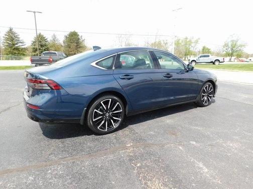 2025 Honda Accord Hybrid Touring