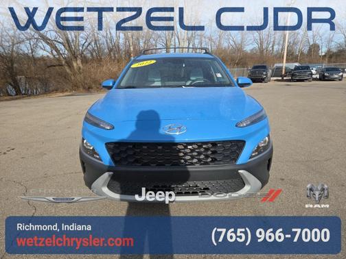 2022 Hyundai KONA SEL