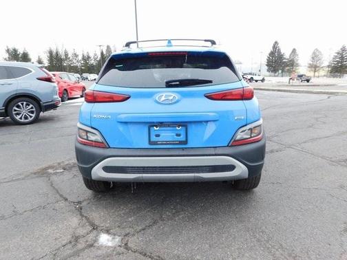 2022 Hyundai KONA SEL