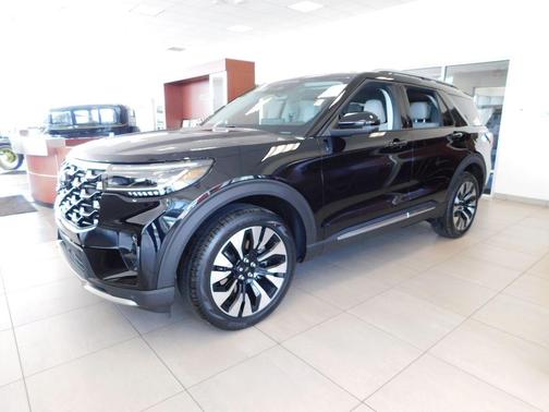 Agate Black Metallic 2026 Ford Explorer Platinum