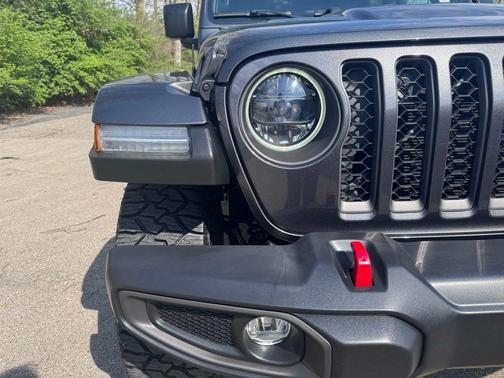 Granite Crystal Clearcoat Metallic 2023 Jeep Gladiator Rubicon