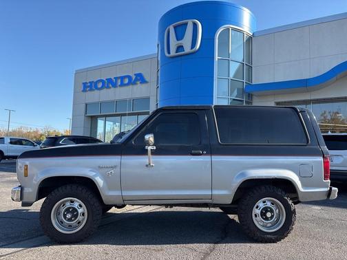 1985 Ford Bronco II Sport